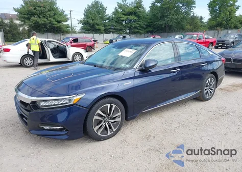 2020 Honda Accord Hybrid Touring z USA, uszkodzony, nr VIN 1HGCV3F96LA001112